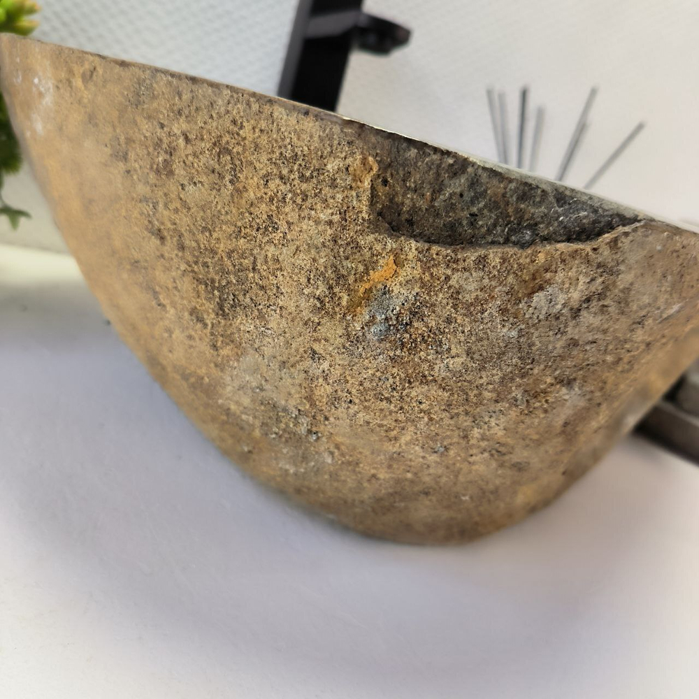 Раковина из речного камня RS-63855 (46*42*15) 0121
