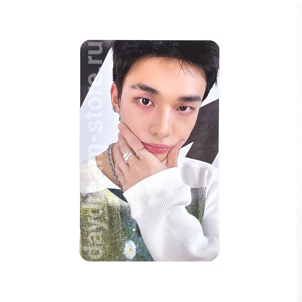 Фотокарта Hyunjin Stray Kids - World Tour dominATE: celebrATE [POP UP MD]