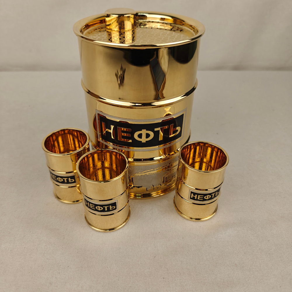Подарочный набор Баррель нефти со стопками "Подарок нефтянику"