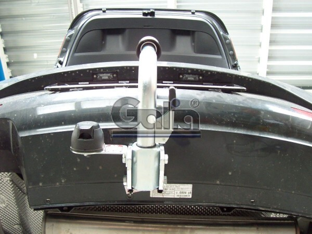 Фаркоп оцинкованный Galia S074A для SEAT Altea 2004-2015, SEAT Leon 2005-2013(паспорт и сертификат в комплекте)(без электрики)