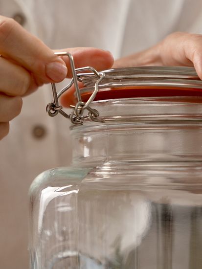 Диспенсер для напитков с подставкой maison jar, 5 л