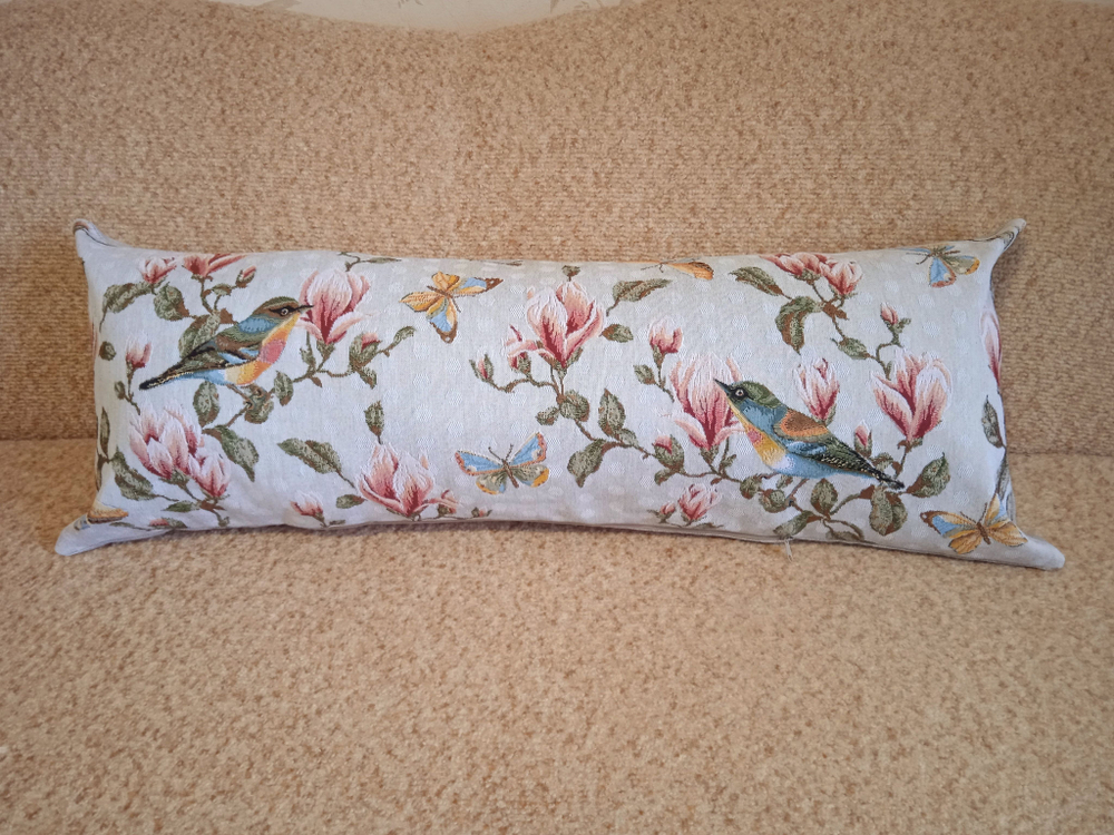 Декоративный гобеленовый чехол Магнолия 34х87