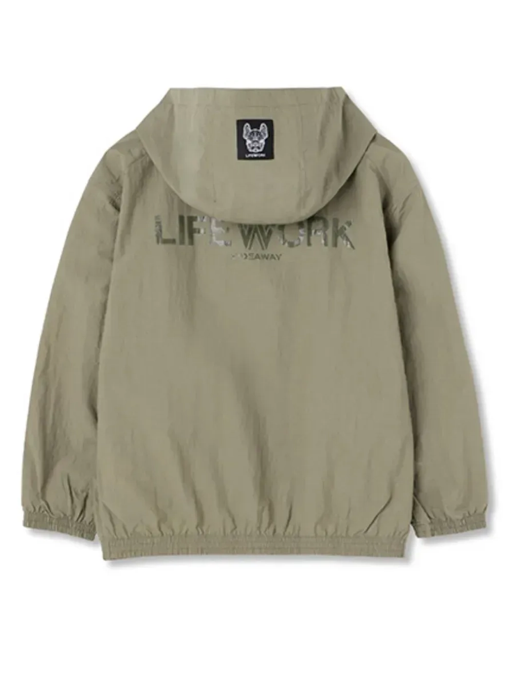 Нейлоновая ветровка с капюшоном
