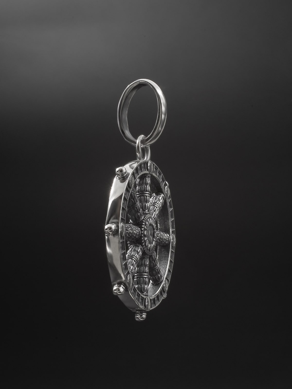 Подвеска из серебра "Колесо Сансары" большое