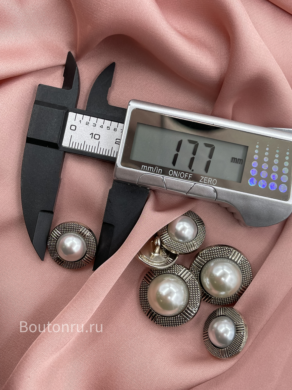 Пуговицы жемчуг  серебро с чернением
