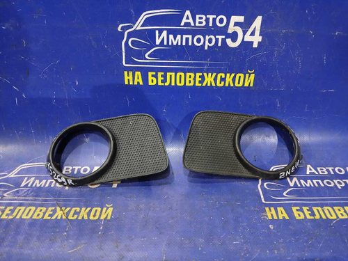 Заглушка бампера TOYOTA WISH 2003-2005