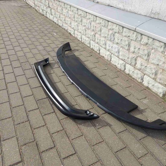 Накладка переднего бампера для VW TOUAREG 2010-2018