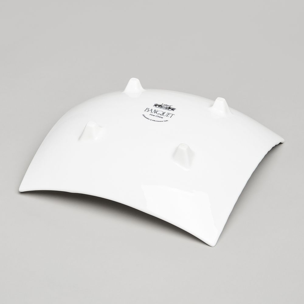 БЛЮДО НА НОЖКАХ LEFARD "BANQUET" 20,5*20,5*6,5 CM