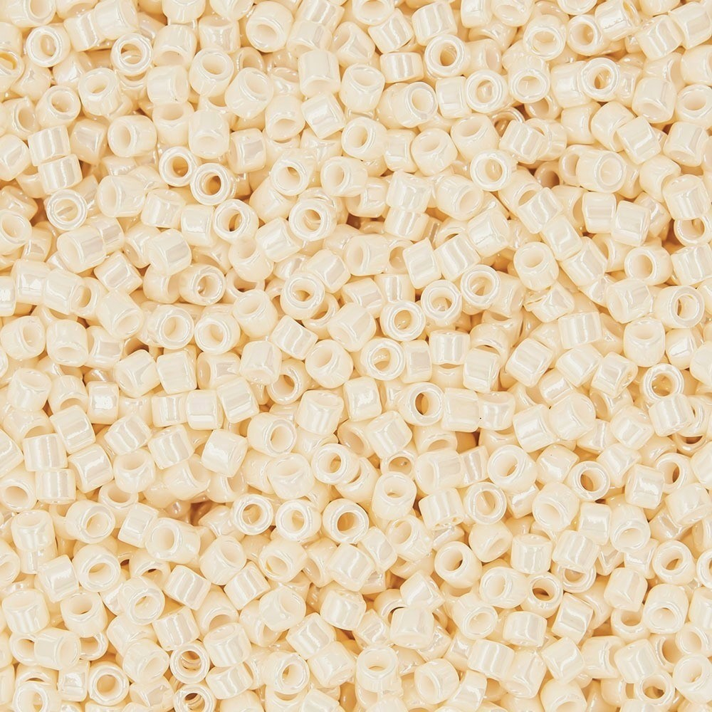 Японский бисер TOHO Treasure (№123), жемчужный глянцевый