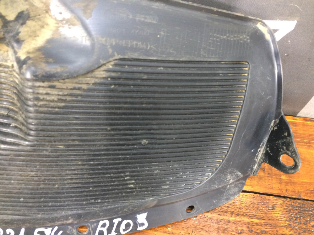 Подкрылок задний левый Kia Rio 3 (QB) 15-17 Б/У Оригинал 868214Y700