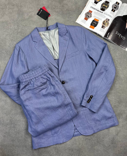 Льняной костюм Kiton