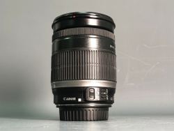 Canon EFS 18-200mm 3.5-5.6 IS