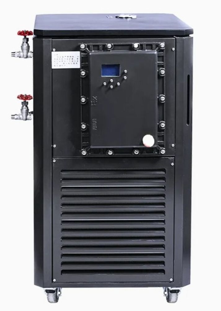 Взрывозащищенный циркуляционный термостат GDX-10/20+300, 7л (-20°C до +300°C) Взрывозащищенный циркуляционный термостат GDX-10/20+300, 7л (-20°C до +300°C)