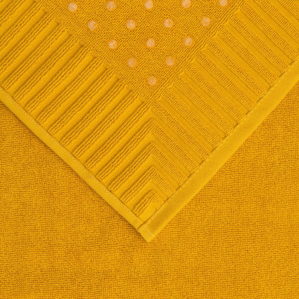 Коврик для ванной с фактурным бортиком цвета охры из коллекции Essential, 50х80 см