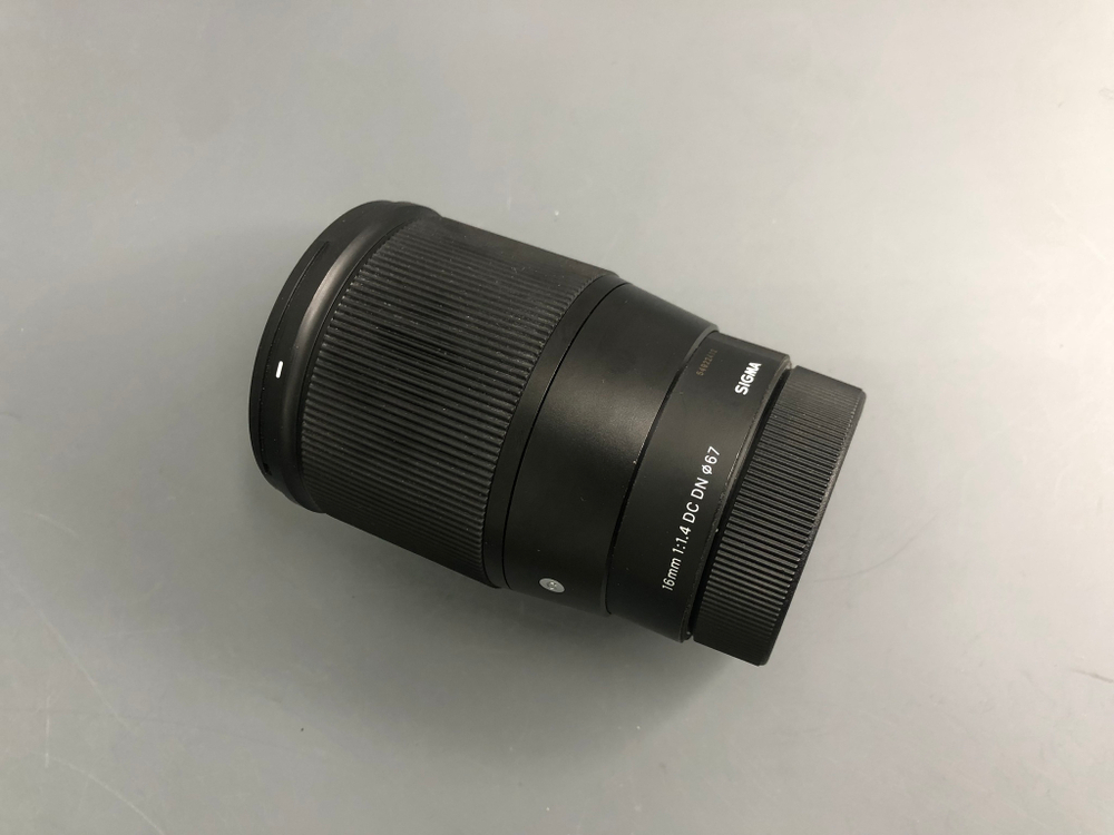 Sigma AF 16mm f/1.4 DC DN Sony E
