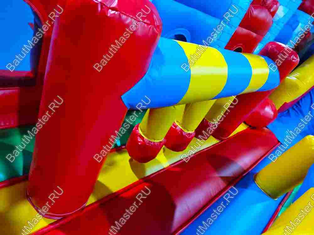 Коммерческий надувной батут "Яркое средневековье" 10*7*4 м