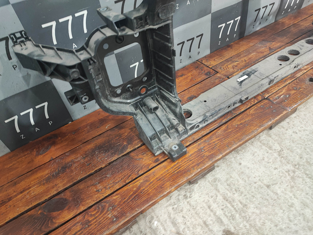 Панель передняя Kia K5 20-нв Б/У Оригинал 64101L2000