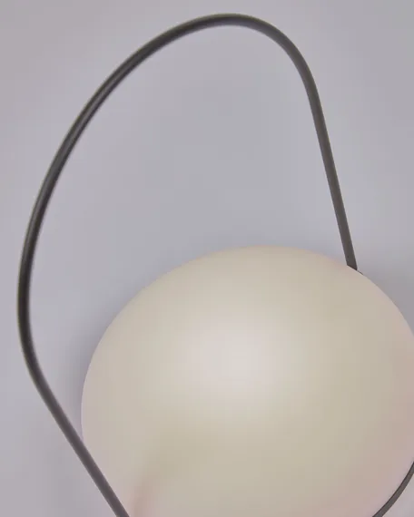 Переносная настольная лампа Tea с черной отделкой