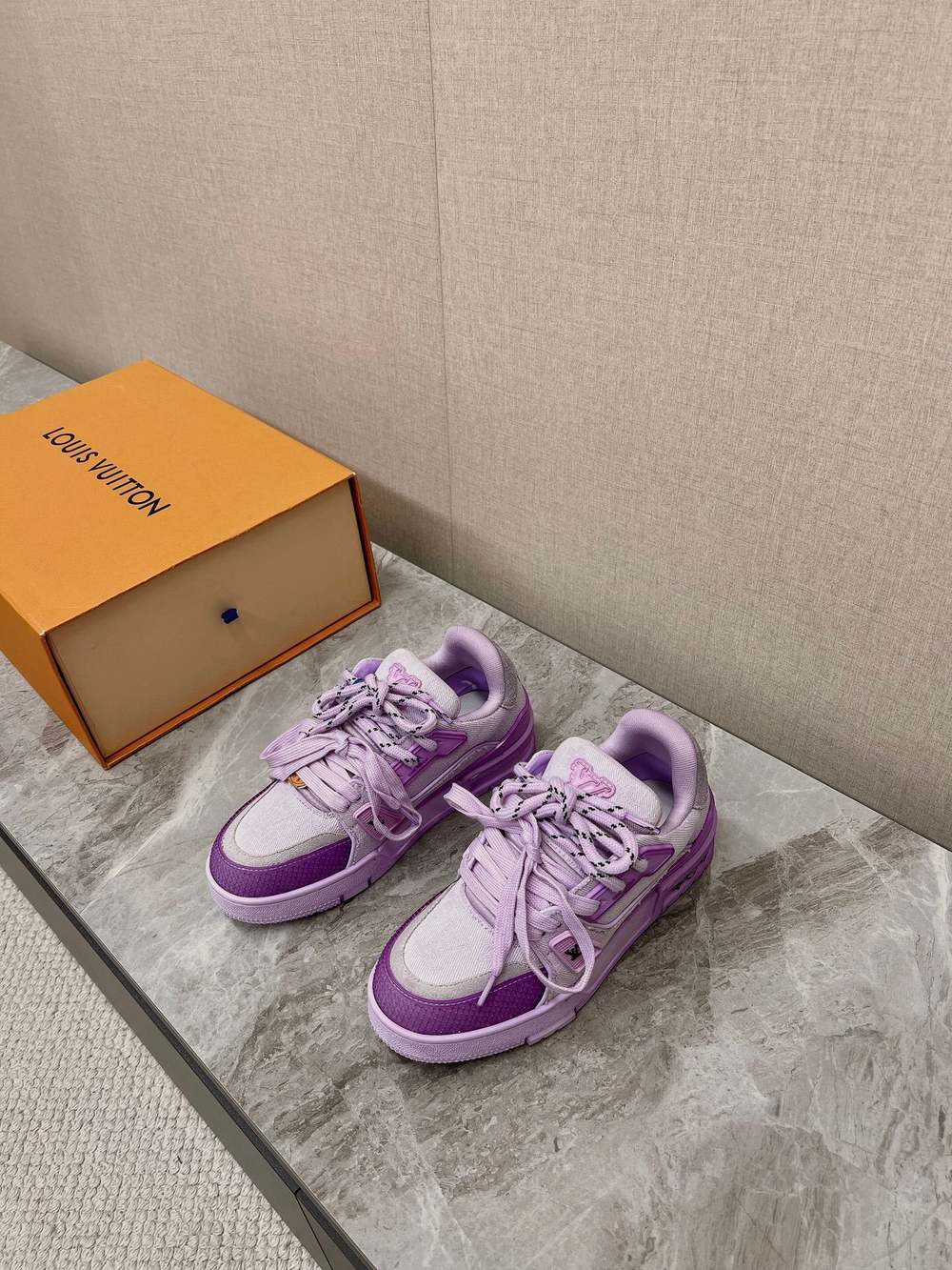 Louis Vuitton Trainer (5 colors)