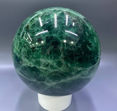 Большой шар из зеленого флюорита 9 кг