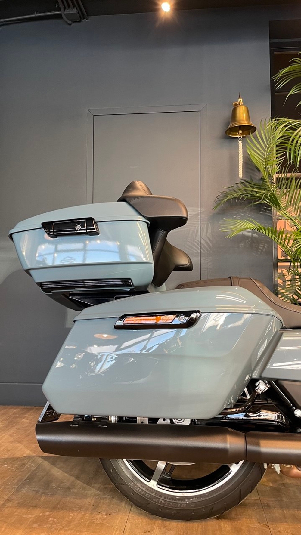 Harley- Davidson Road Glide 117 SHARKSKIN BLUE/Black 2024