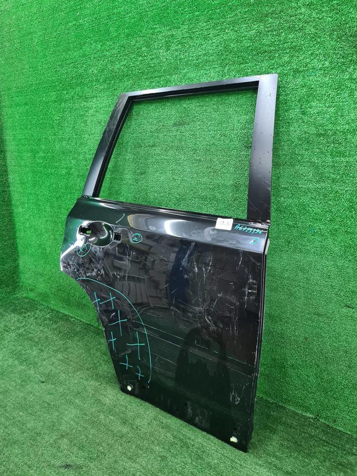 Дверь задняя правая Nissan X-Trail 2 T31 (07-15)