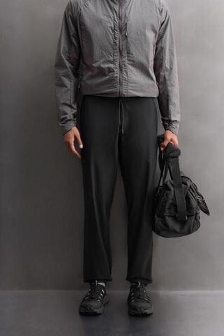 ZARA ТЕХНИЧНЫЕ БРЮКИ ДЛЯ ТРЕНИРОВОК, ЧЕРНЫЙ