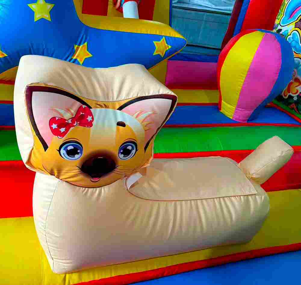 Коммерческий надувной батут «Зайка Степашка 2» 5*5*2,8 м