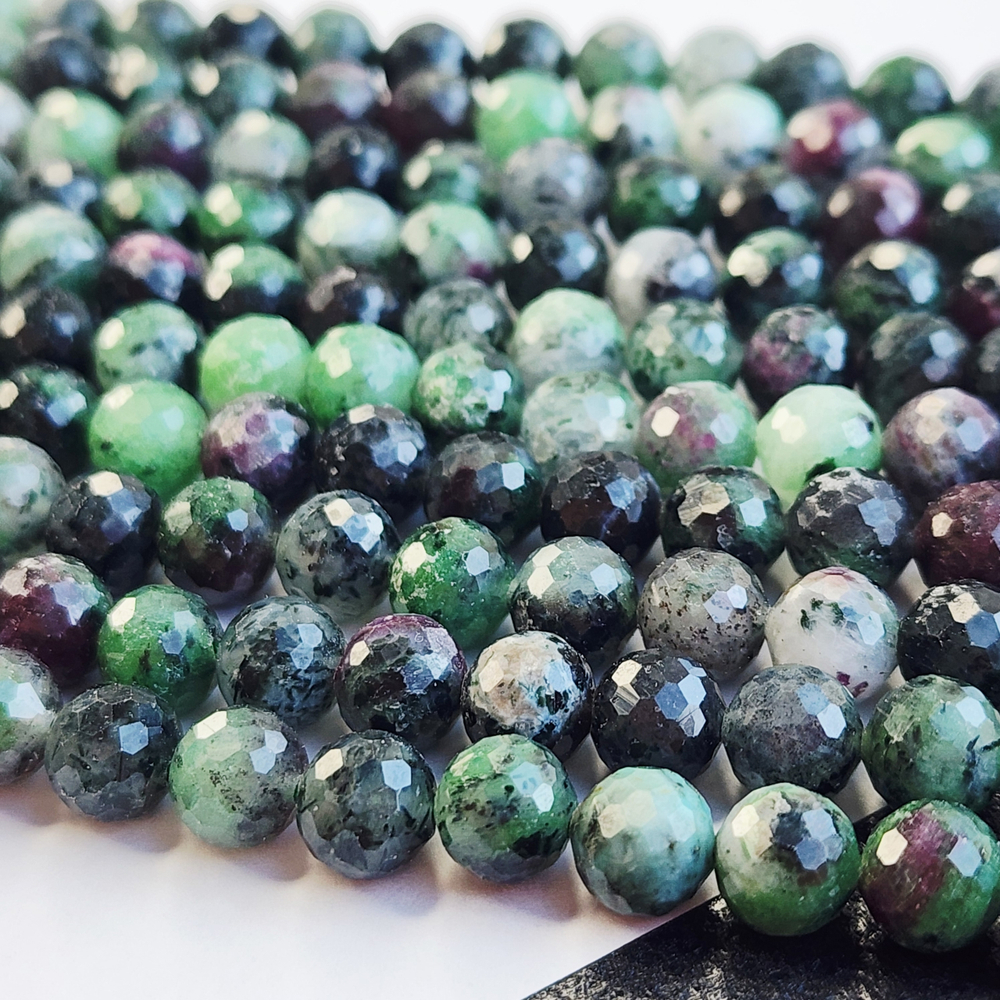 Цоизит (аниолит), шар в огранке 7-7.3мм, цена за нить 19см