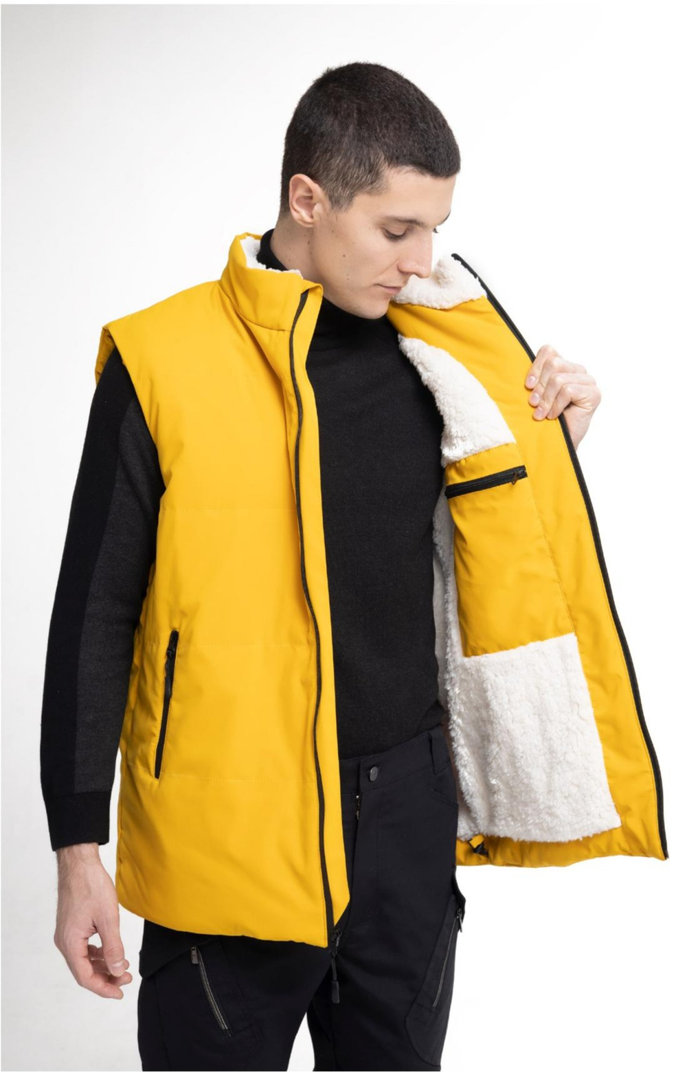 Жилет зимний цв.горчица