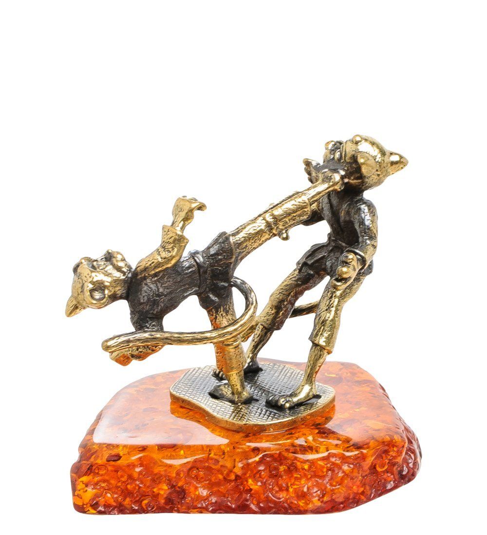 AM-1488 Фигурка «Коты каратисты» (латунь, янтарь)