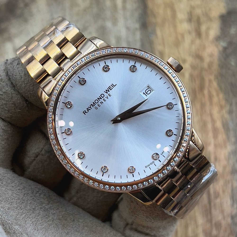 Часы Raymond Weil