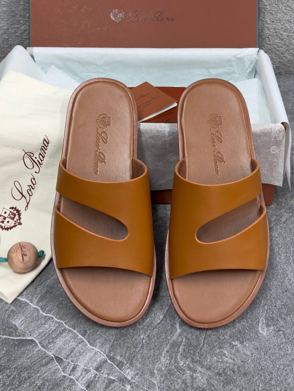 Шлепанцы Loro Piana