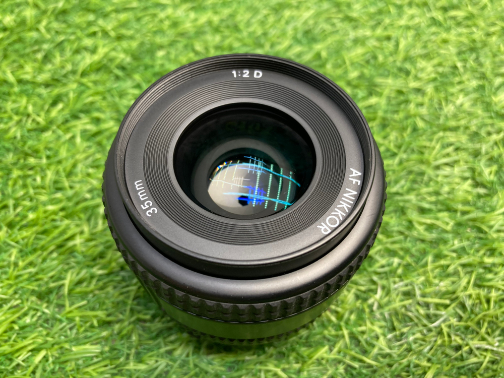 Nikon 35mm 2D AF Nikkor