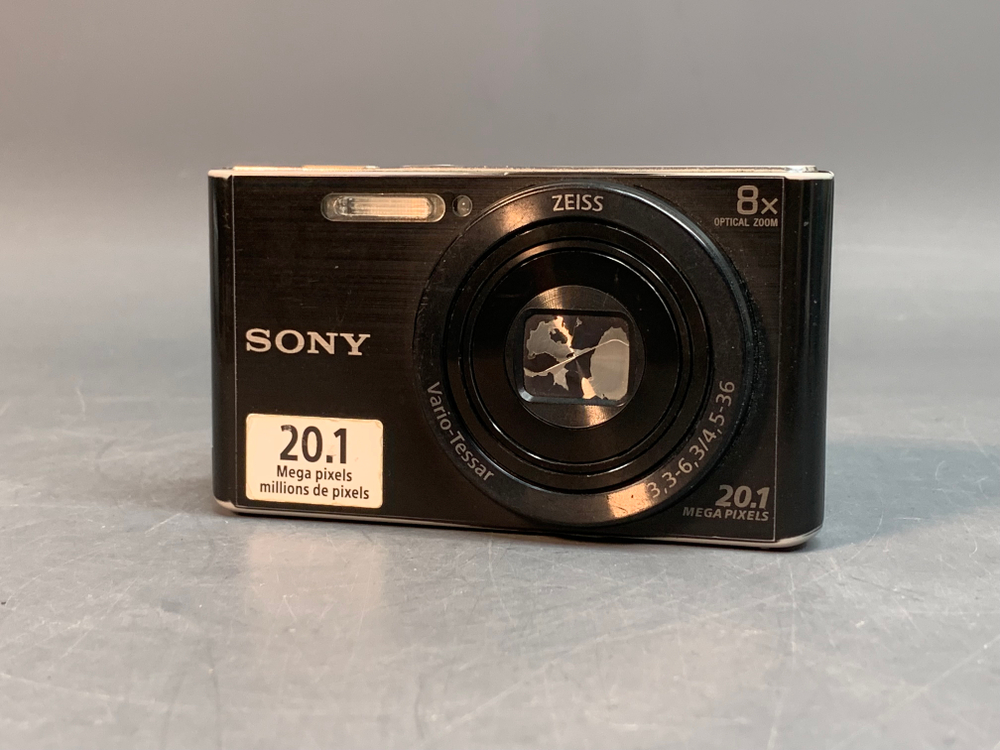 Sony CyberShot DSC-W830, неисправна матрица, скол на корпусе