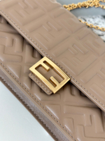 Fendi Wallet On Chain Baguette 21 cm