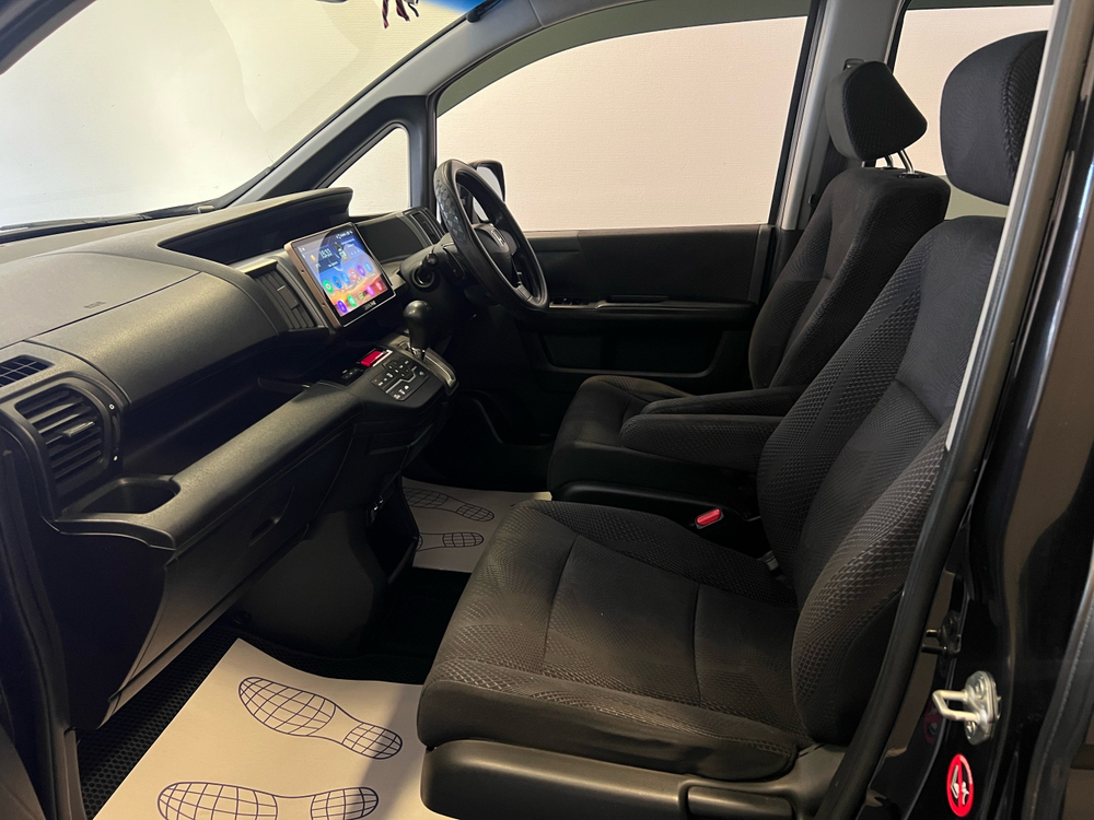 Honda Stepwgn, 2012 год