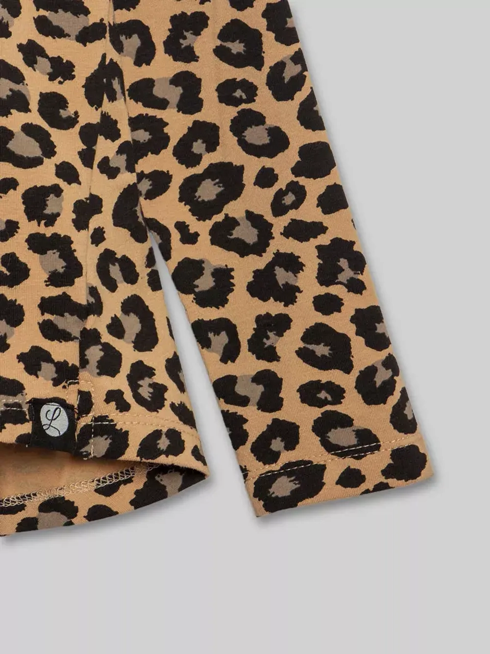 Леопардовый лонгслив детский