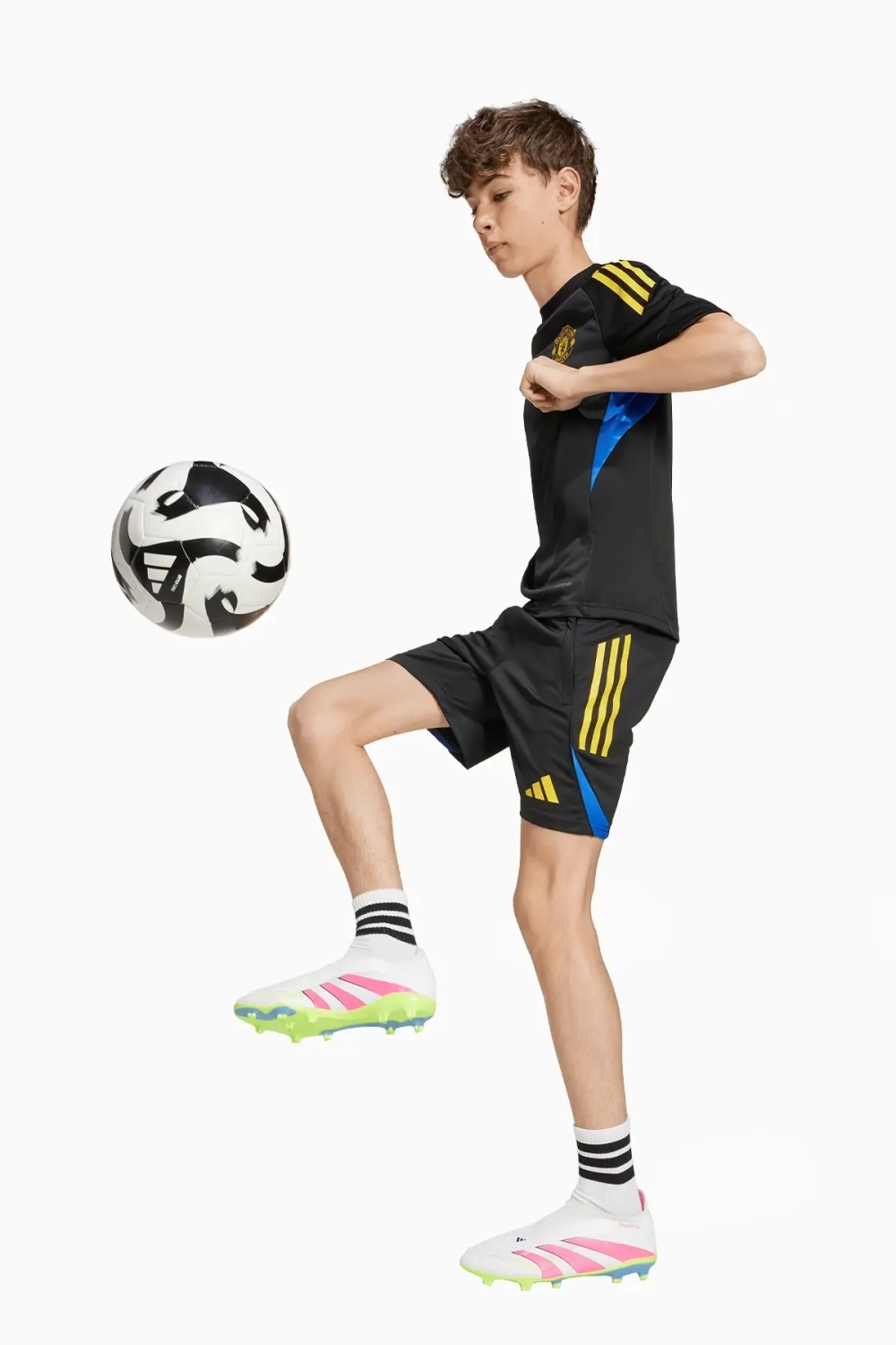 Шорты adidas Manchester United 25/26 Training Junior - черный