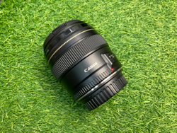Canon EF 85mm 1.8 USM