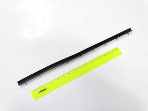 Уплотнитель поворотного стекла  /УАЗ 469/ (Ежик) (ВИОН)