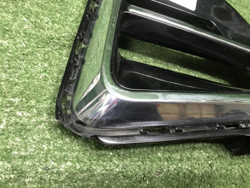 Накладка ПТФ правая Chery Tiggo 4 Pro (2020-н.в.)