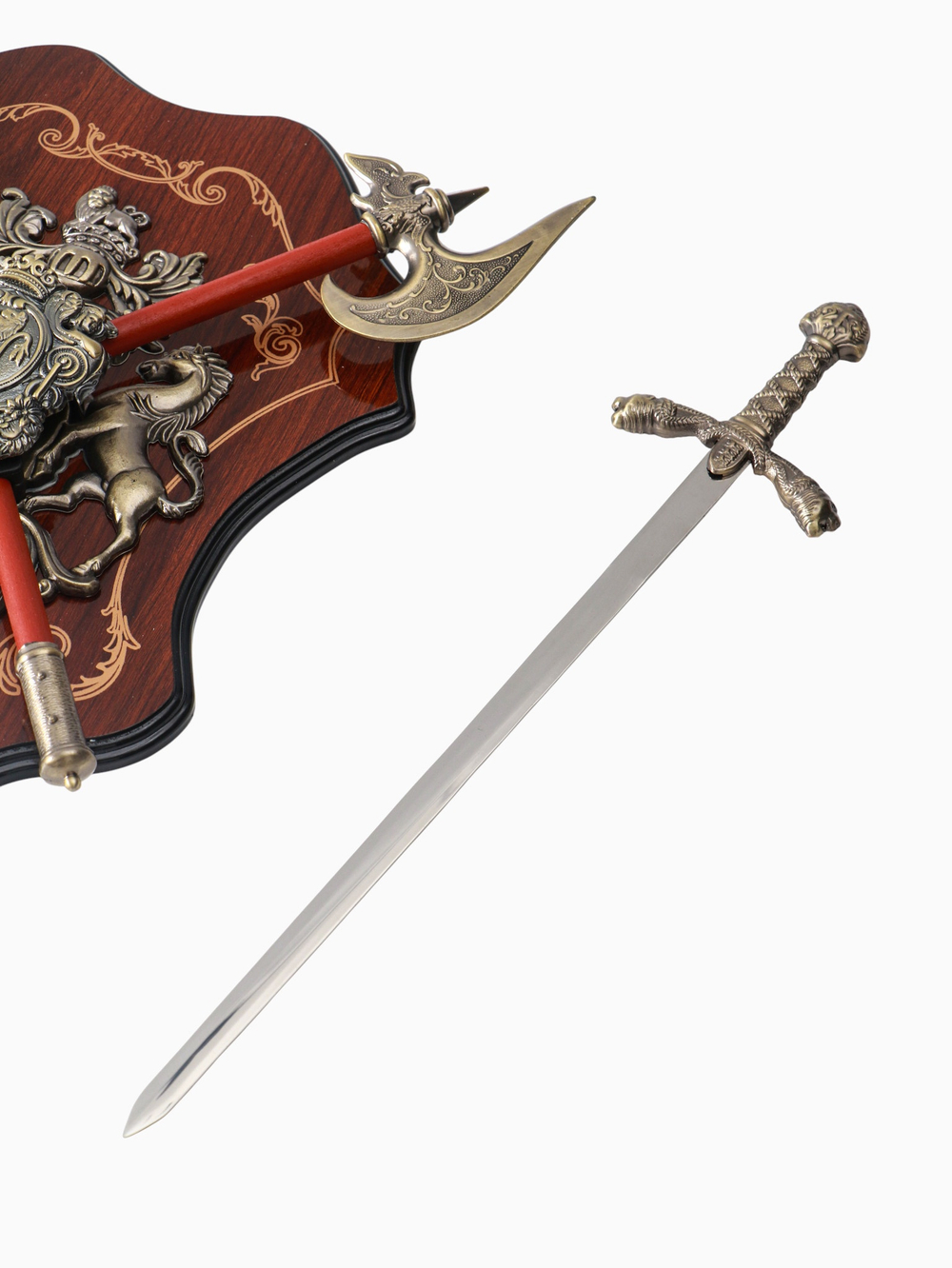 Рыцарское панно Геральдика "Герб со львом"