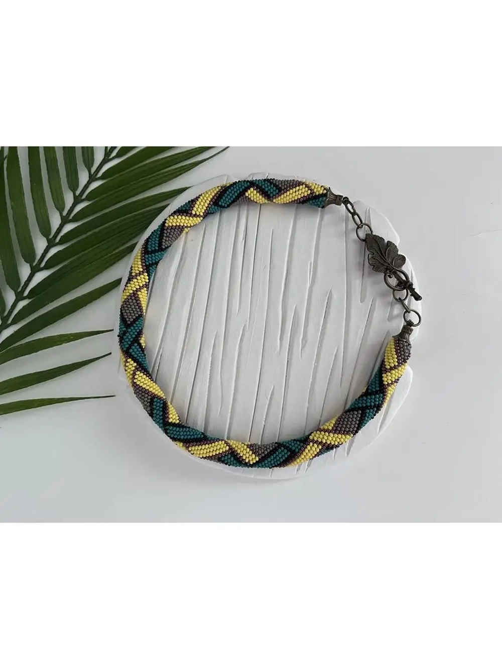 Вязанный жгут из бисера, лариат, чокер