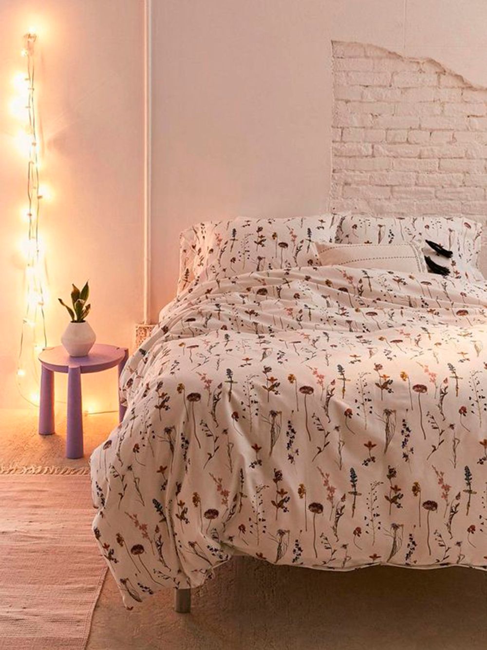 Простынь "Маргарита (малая)" 240х215 см Сказка сатин