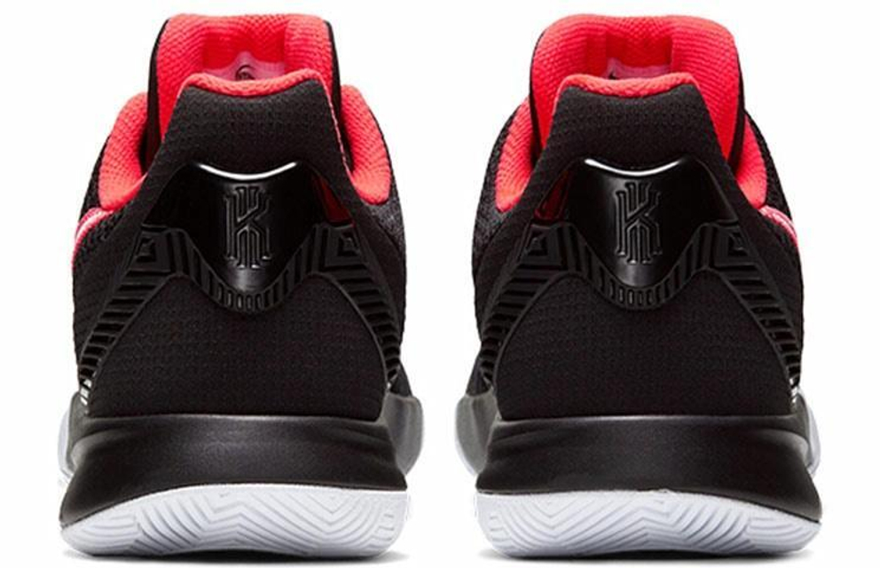 Кроссовки Nike Flytrap 2
