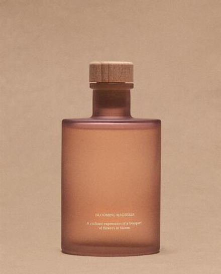 Zara Home BLOOMING MAGNOLIA REED DIFFUSERS — ароматический диффузор с тростниковыми палочками, Цветущая Магнолия, 200 мл