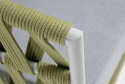 "Диего" кресло плетеное из роупа, каркас алюминий светло-серый (RAL7035) муар, роуп салатовый меланж круглый, ткань светло-серая