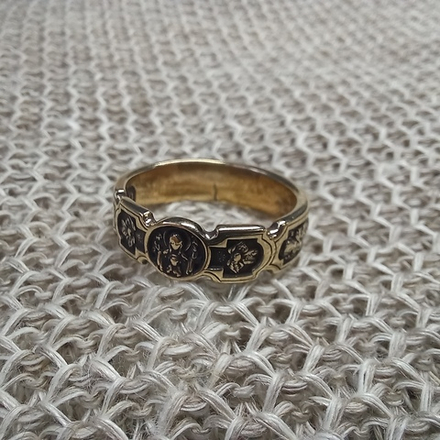 Кольцо. Богородица