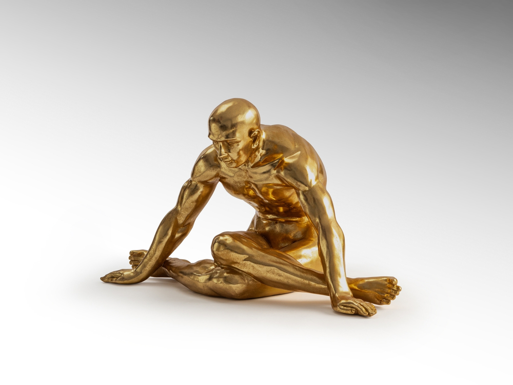 Фигурка большая "Yoga" золото
